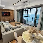 Starshine Spectrum Apartament