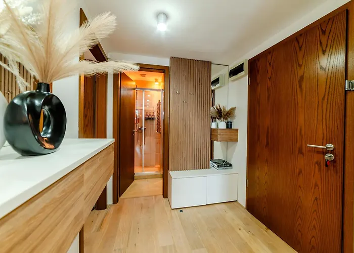 Starshine Spectrum Apartman